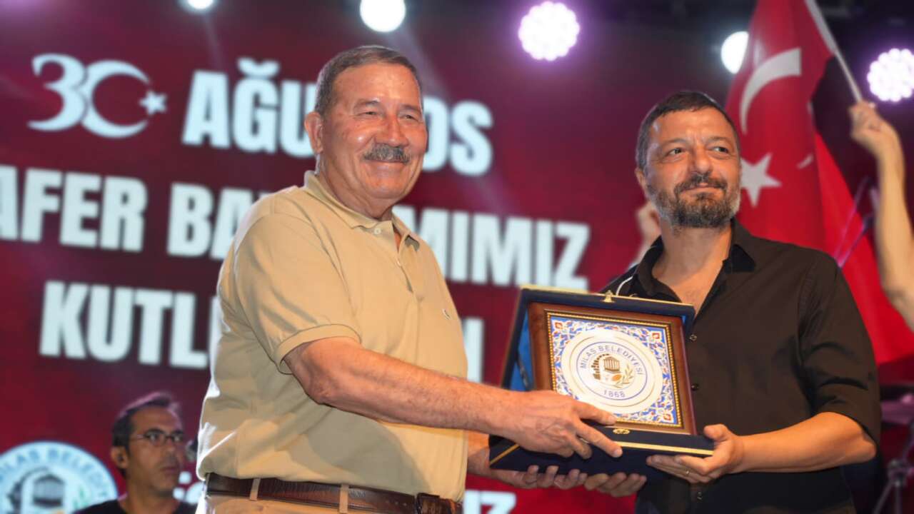 Milas’ta Zafer Coşkusu Sokaklara Taştı: Mehmet Erdem’le Unutulmaz Gece 5